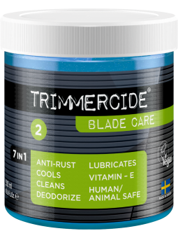 Pot de solution nettoyante...